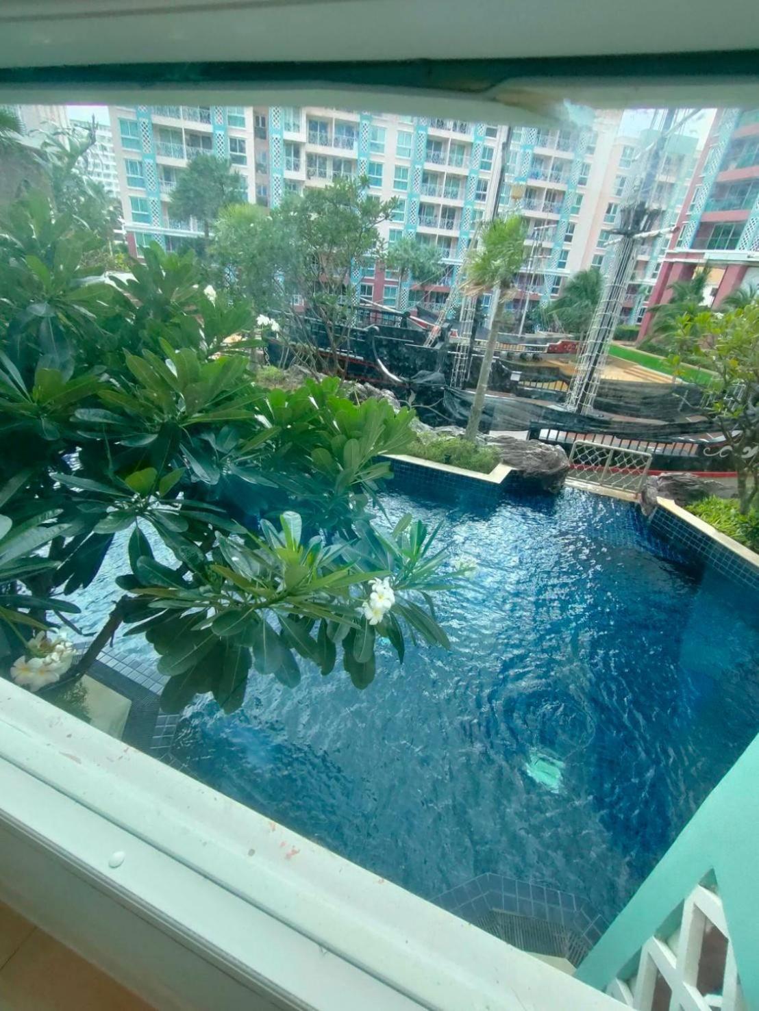 Grande Caribbean Condo By Suneeya Pattaya Eksteriør billede